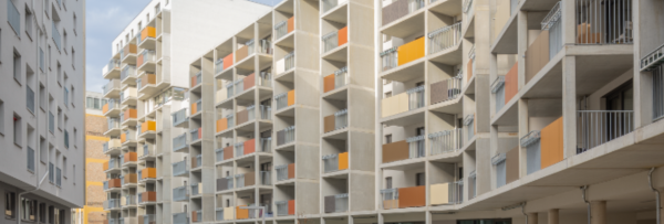 Quartier Bienvenue in Wien mit Betonfertigteilen, Ortbetonwegen und gemeinschaftlichen Freiräumen